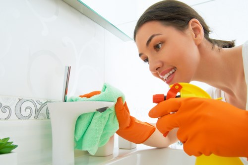 Deep cleaning service in Putney for kitchens and bathrooms