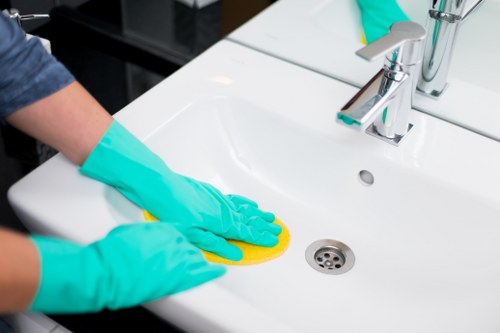 Carpet cleaner in Putney preparing a domestic carpet cleaning service