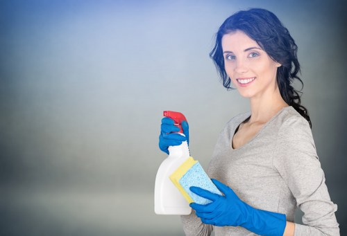 Final resolution and closure of a service complaint